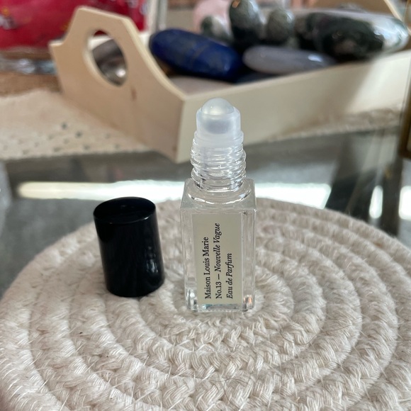 MLM Mini roller Perfume - Picture 3 of 3